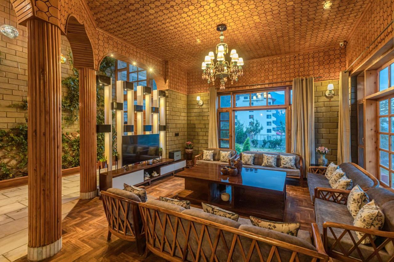 Saffronstays Monarch Manor, Manali - Regal Mansion Exterior foto
