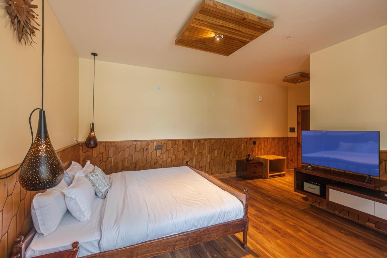 Saffronstays Monarch Manor, Manali - Regal Mansion Exterior foto