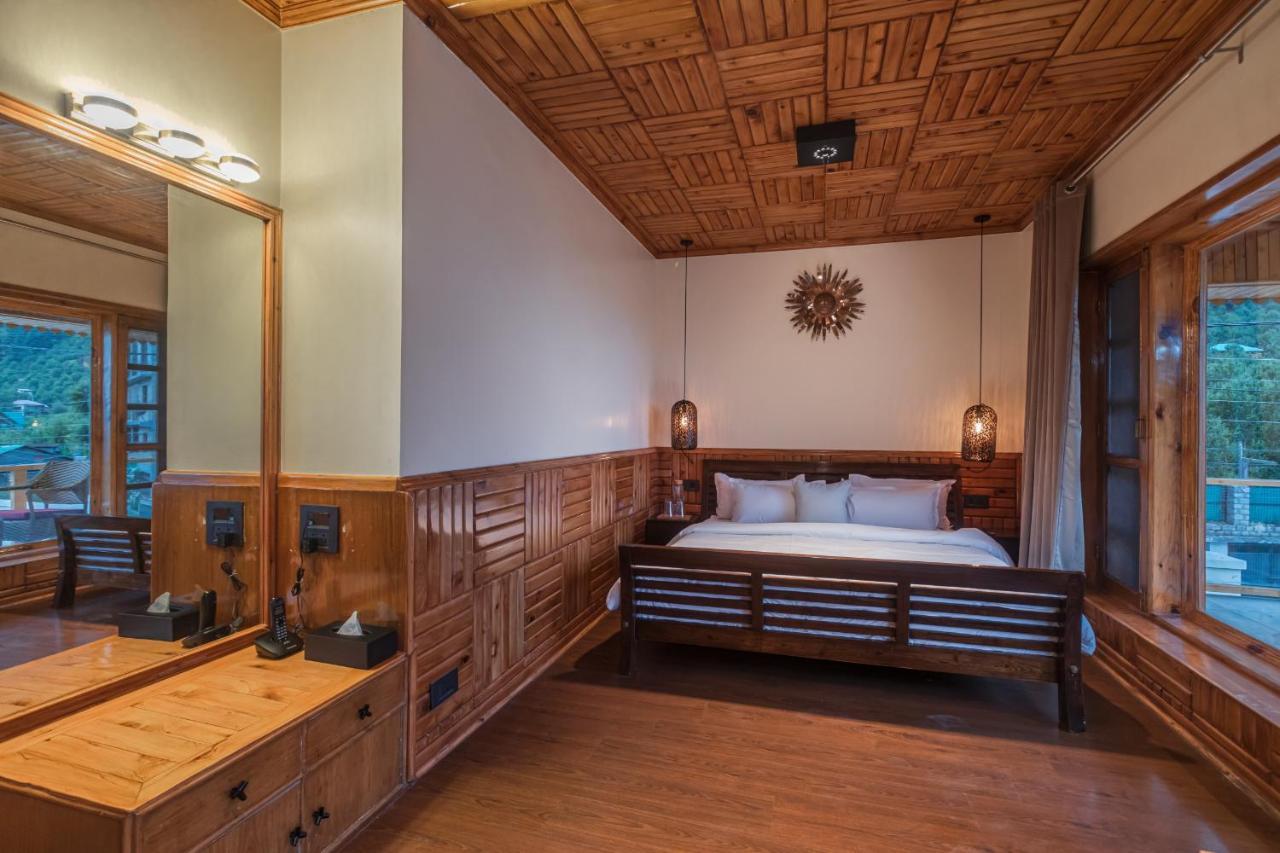 Saffronstays Monarch Manor, Manali - Regal Mansion Exterior foto